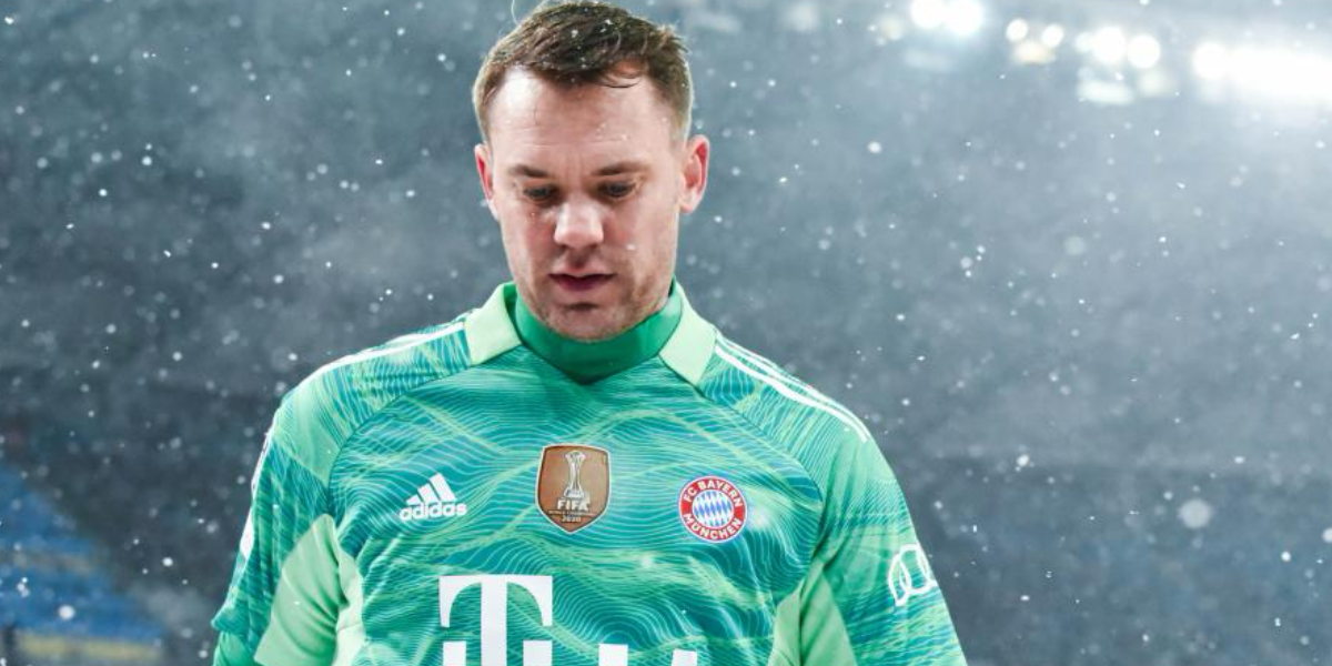 Manuel Neuer in Fußballtrikot